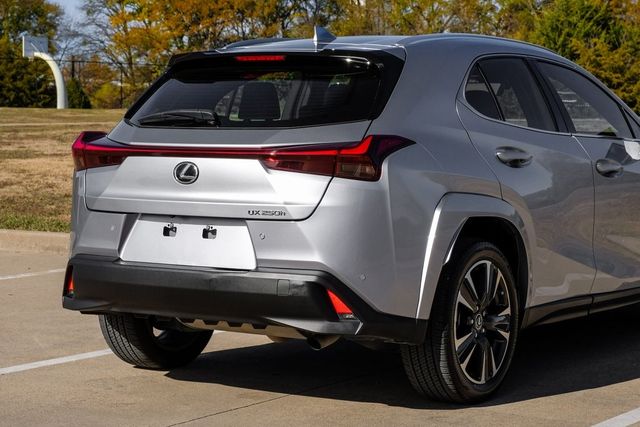2023 Lexus UX 250h Premium 2023 Lexus UX 250h Premium