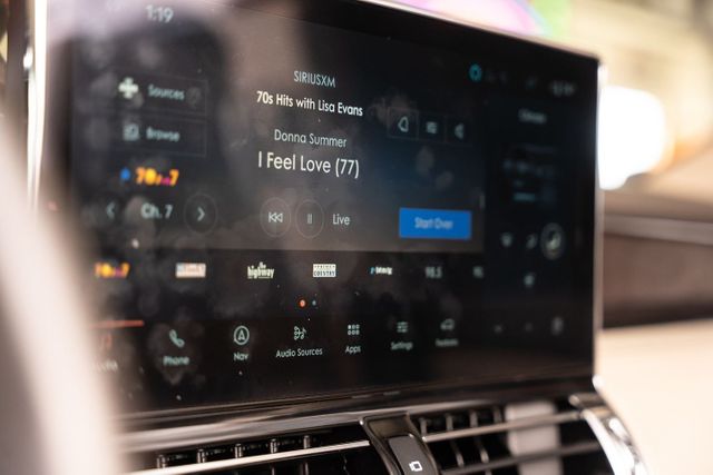 2023 Lincoln Navigator L Reserve | Addison, TX | Mr Car Guys 2023 Lincoln Navigator L Reserve | Addison, TX | Mr Car Guys