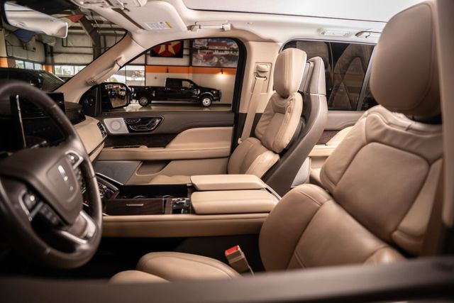 2023 Lincoln Navigator L Reserve | Addison, TX | Mr Car Guys 2023 Lincoln Navigator L Reserve | Addison, TX | Mr Car Guys