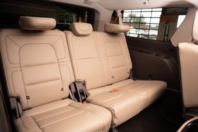 2023 Lincoln Navigator L Reserve | Addison, TX | Mr Car Guys 2023 Lincoln Navigator L Reserve | Addison, TX | Mr Car Guys