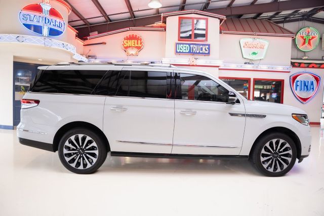 2023 Lincoln Navigator L Reserve | Addison, TX | Mr Car Guys 2023 Lincoln Navigator L Reserve | Addison, TX | Mr Car Guys