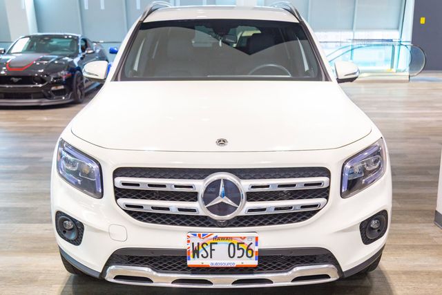 2023 Mercedes-Benz GLB 250 at Autosource, photo 3