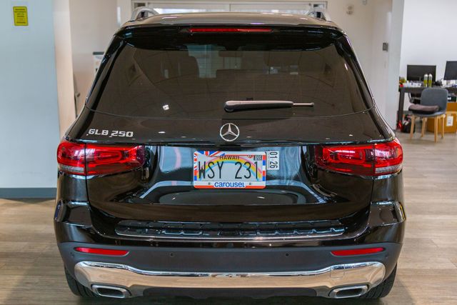 2023 Mercedes-Benz GLB 250