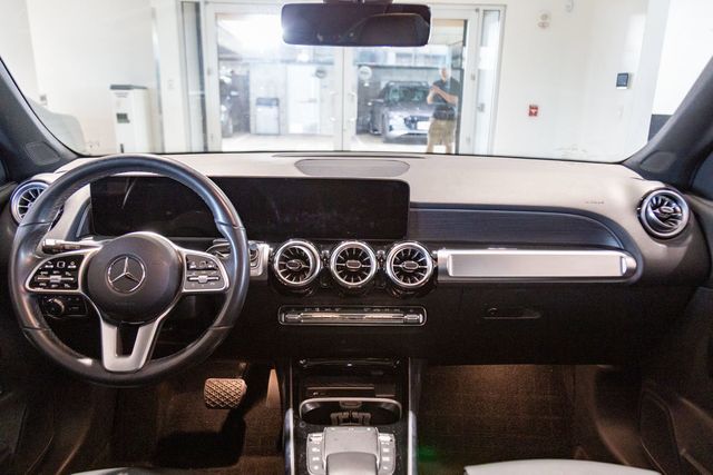 2023 Mercedes-Benz GLB 250