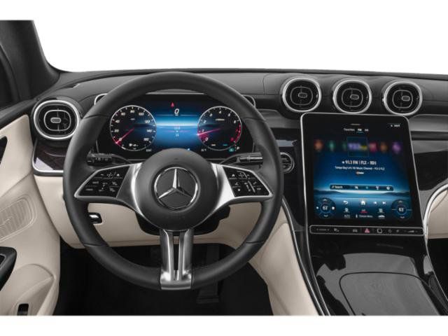 2023 Mercedes-Benz GLC 300 Exclusive Line Panorama Sunroof