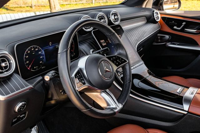 2023 Mercedes-Benz GLC 300 4MATIC