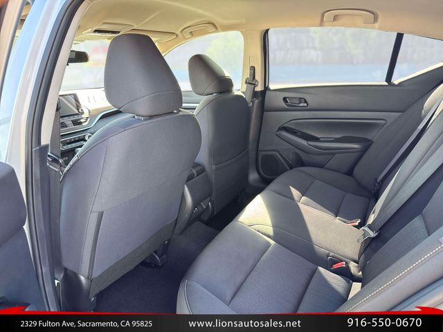 2023 Nissan Altima 2.5 SV