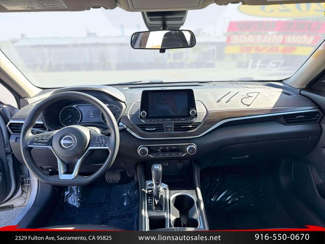 2023 Nissan Altima 2.5 SV