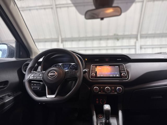 2023 Nissan KICKS S 2023 Nissan KICKS S