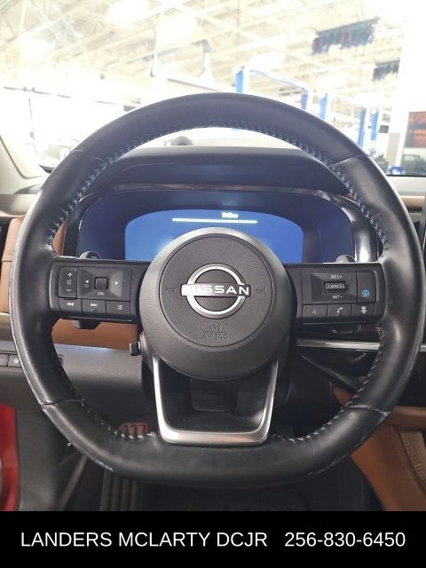 2023 Nissan Pathfinder Platinum