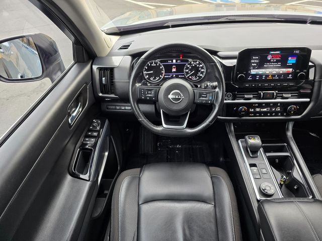 2023 Nissan Pathfinder SL 2023 Nissan Pathfinder SL