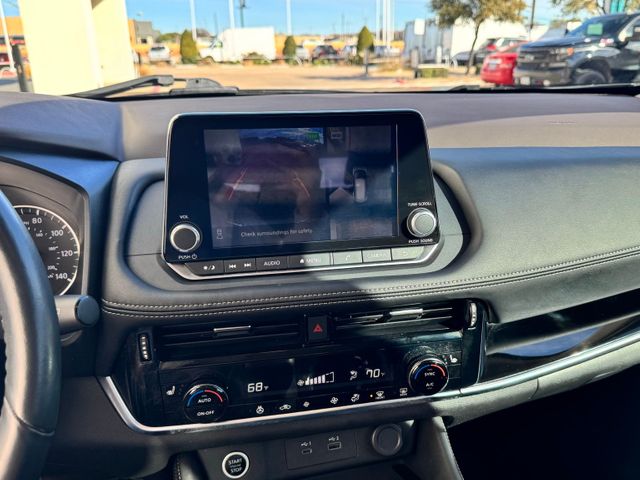 2023 Nissan Rogue SL 8" Touchscreen Leather Package | Irving, Texas | Hopper Motorplex