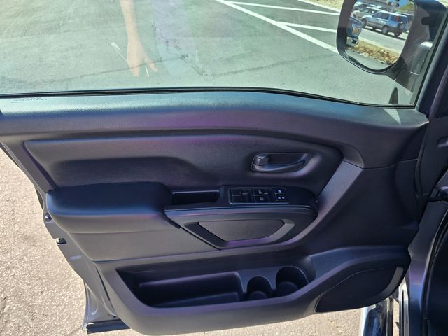 2023 Nissan Titan S 2023 Nissan Titan S