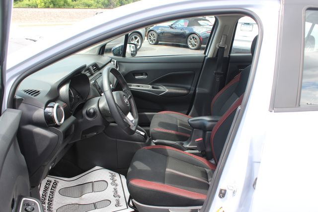 2023 Nissan Versa SR | Granite City, Illinois | MasterCars Company Inc.