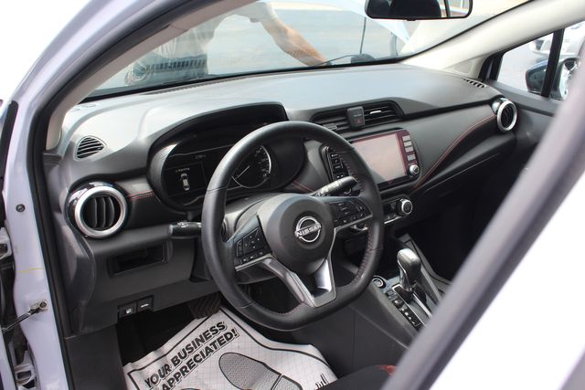 2023 Nissan Versa SR | Granite City, Illinois | MasterCars Company Inc.