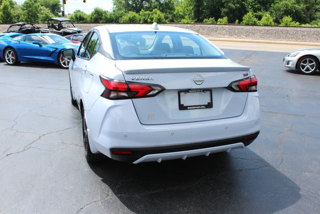2023 Nissan Versa SR | Granite City, Illinois | MasterCars Company Inc.