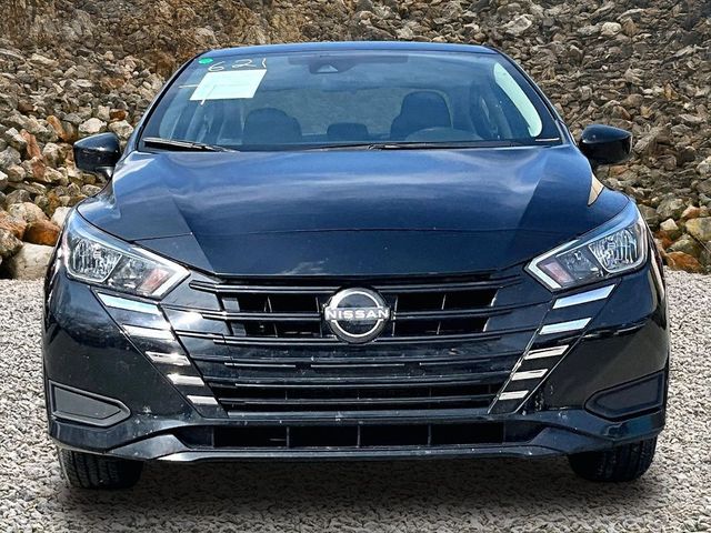 2023 Nissan Versa SV