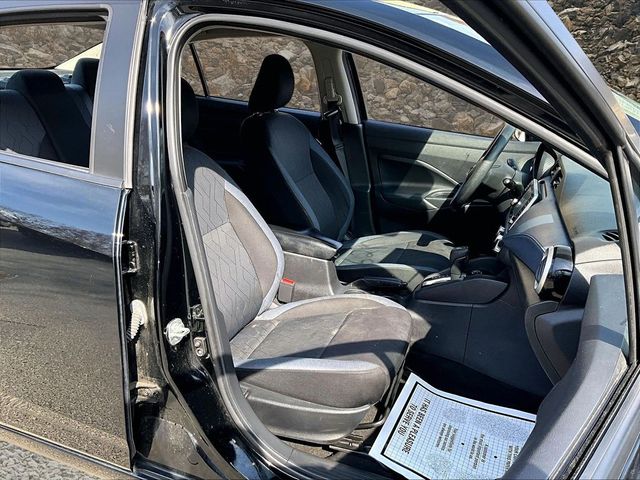 2023 Nissan Versa SV