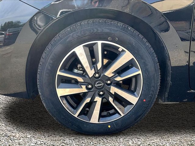 2023 Nissan Versa SV