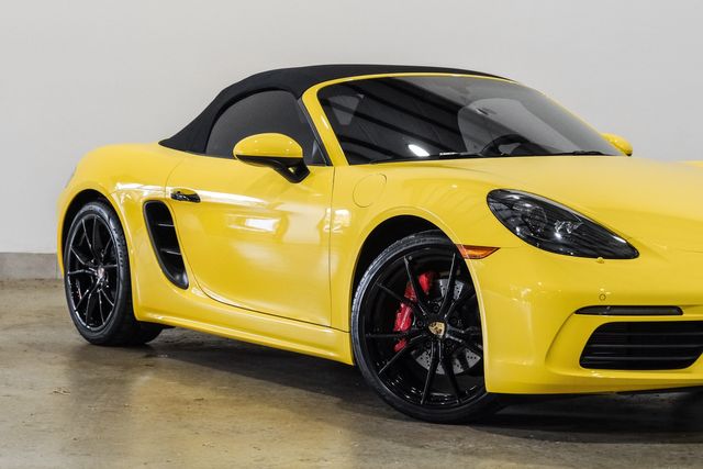 2023 Porsche 718 Boxster S AUTO,PREM PKG,BACK-UP CAM,20IN WHLS,4k | Carrollton, TX | Texas Vehicle Exchange 2023 Porsche 718 Boxster S AUTO,PREM PKG,BACK-UP CAM,20IN WHLS,4k | Carrollton, TX | Texas Vehicle Exchange