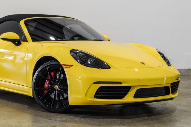 2023 Porsche 718 Boxster S AUTO,PREM PKG,BACK-UP CAM,20IN WHLS,4k | Carrollton, TX | Texas Vehicle Exchange 2023 Porsche 718 Boxster S AUTO,PREM PKG,BACK-UP CAM,20IN WHLS,4k | Carrollton, TX | Texas Vehicle Exchange
