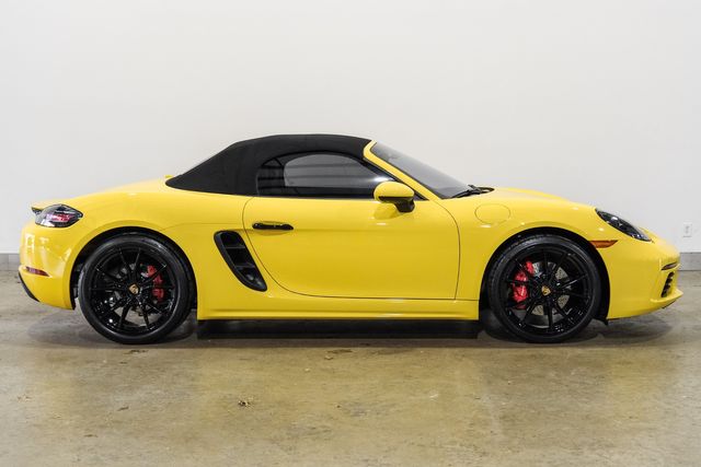 2023 Porsche 718 Boxster S AUTO,PREM PKG,BACK-UP CAM,20IN WHLS,4k | Carrollton, TX | Texas Vehicle Exchange 2023 Porsche 718 Boxster S AUTO,PREM PKG,BACK-UP CAM,20IN WHLS,4k | Carrollton, TX | Texas Vehicle Exchange