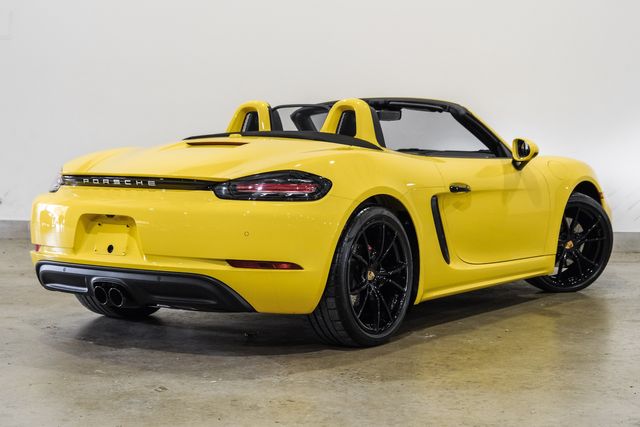 2023 Porsche 718 Boxster S AUTO,PREM PKG,BACK-UP CAM,20IN WHLS,4k | Carrollton, TX | Texas Vehicle Exchange 2023 Porsche 718 Boxster S AUTO,PREM PKG,BACK-UP CAM,20IN WHLS,4k | Carrollton, TX | Texas Vehicle Exchange