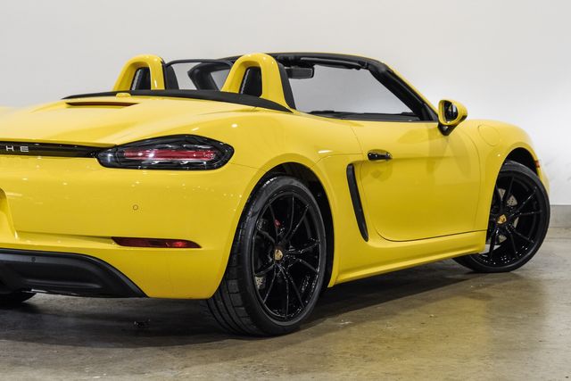 2023 Porsche 718 Boxster S AUTO,PREM PKG,BACK-UP CAM,20IN WHLS,4k | Carrollton, TX | Texas Vehicle Exchange 2023 Porsche 718 Boxster S AUTO,PREM PKG,BACK-UP CAM,20IN WHLS,4k | Carrollton, TX | Texas Vehicle Exchange