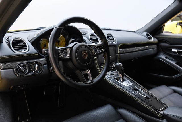 2023 Porsche 718 Boxster S AUTO,PREM PKG,BACK-UP CAM,20IN WHLS,4k | Carrollton, TX | Texas Vehicle Exchange 2023 Porsche 718 Boxster S AUTO,PREM PKG,BACK-UP CAM,20IN WHLS,4k | Carrollton, TX | Texas Vehicle Exchange