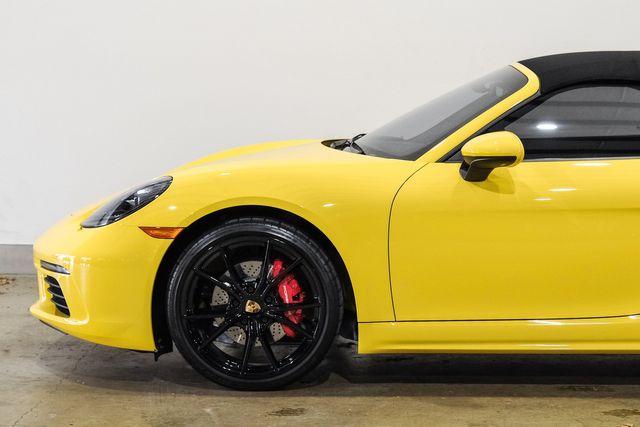 2023 Porsche 718 Boxster S AUTO,PREM PKG,BACK-UP CAM,20IN WHLS,4k | Carrollton, TX | Texas Vehicle Exchange 2023 Porsche 718 Boxster S AUTO,PREM PKG,BACK-UP CAM,20IN WHLS,4k | Carrollton, TX | Texas Vehicle Exchange