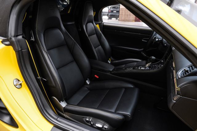 2023 Porsche 718 Boxster S AUTO,PREM PKG,BACK-UP CAM,20IN WHLS,4k | Carrollton, TX | Texas Vehicle Exchange 2023 Porsche 718 Boxster S AUTO,PREM PKG,BACK-UP CAM,20IN WHLS,4k | Carrollton, TX | Texas Vehicle Exchange