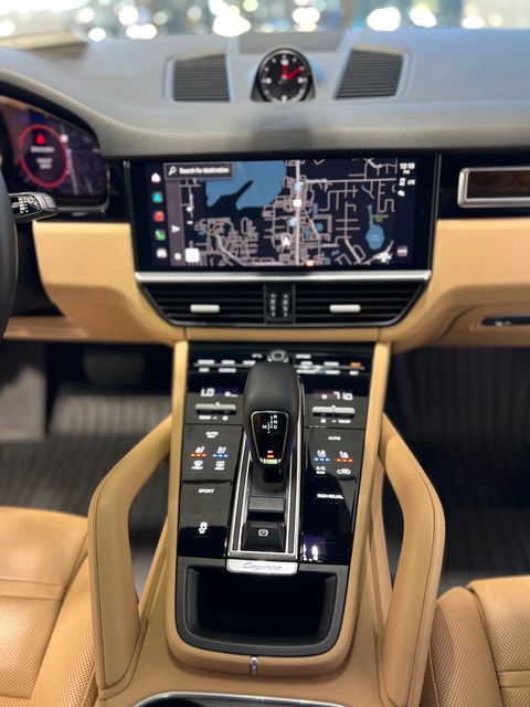 2023 Porsche Cayenne Platinum Edition | Longwood, FL | Millenia Motors 2023 Porsche Cayenne Platinum Edition | Longwood, FL | Millenia Motors