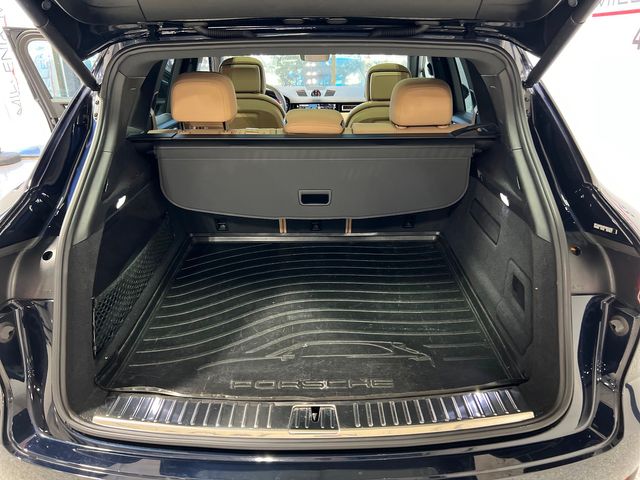 2023 Porsche Cayenne Platinum Edition | Longwood, FL | Millenia Motors 2023 Porsche Cayenne Platinum Edition | Longwood, FL | Millenia Motors