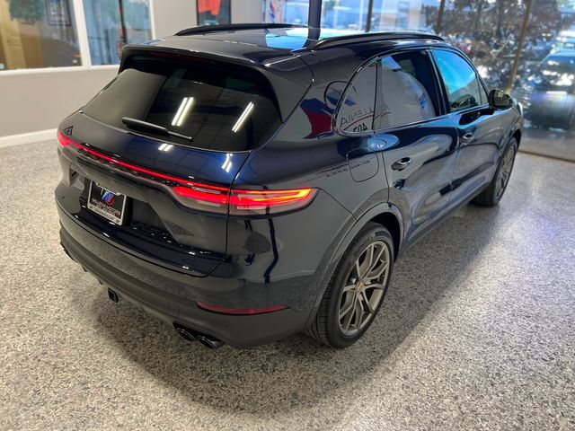 2023 Porsche Cayenne Platinum Edition | Longwood, FL | Millenia Motors 2023 Porsche Cayenne Platinum Edition | Longwood, FL | Millenia Motors