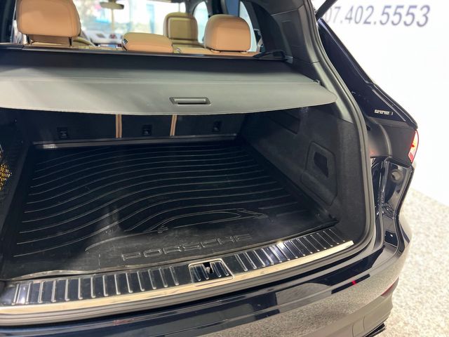 2023 Porsche Cayenne Platinum Edition | Longwood, FL | Millenia Motors 2023 Porsche Cayenne Platinum Edition | Longwood, FL | Millenia Motors