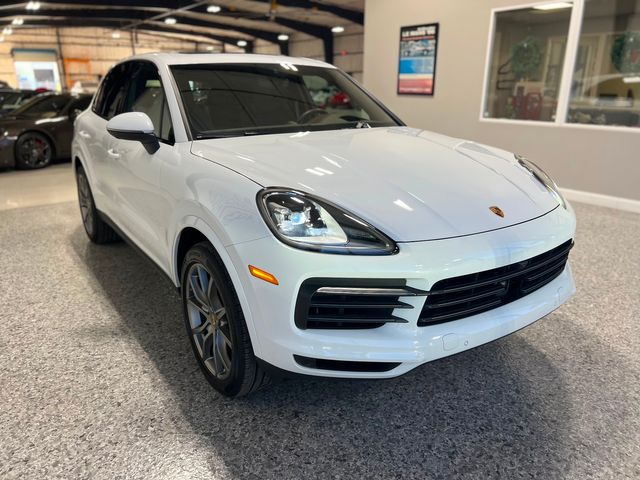 2023 Porsche Cayenne Platinum Edition | Longwood, FL | Millenia Motors