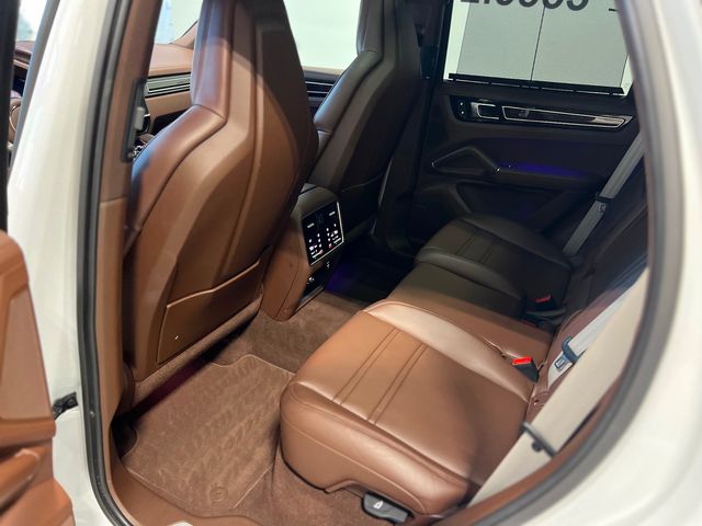 2023 Porsche Cayenne Platinum Edition | Longwood, FL | Millenia Motors 2023 Porsche Cayenne Platinum Edition | Longwood, FL | Millenia Motors