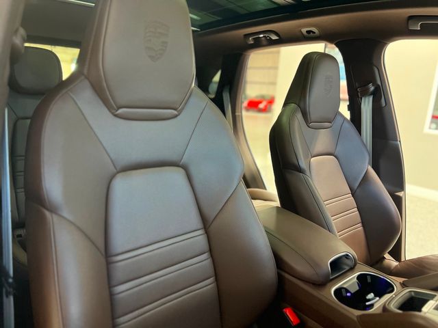 2023 Porsche Cayenne Platinum Edition | Longwood, FL | Millenia Motors 2023 Porsche Cayenne Platinum Edition | Longwood, FL | Millenia Motors