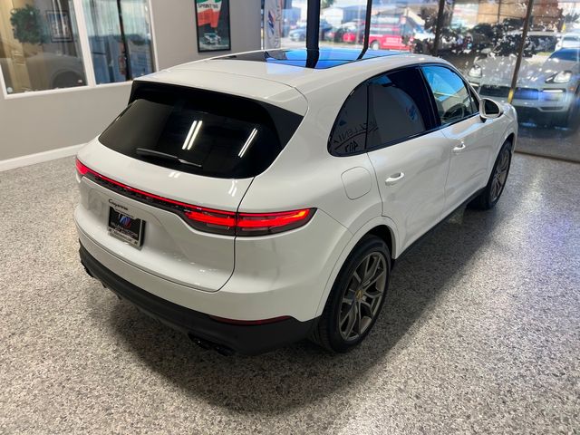 2023 Porsche Cayenne Platinum Edition | Longwood, FL | Millenia Motors