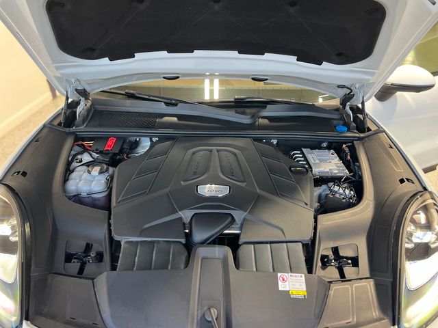 2023 Porsche Cayenne Platinum Edition | Longwood, FL | Millenia Motors