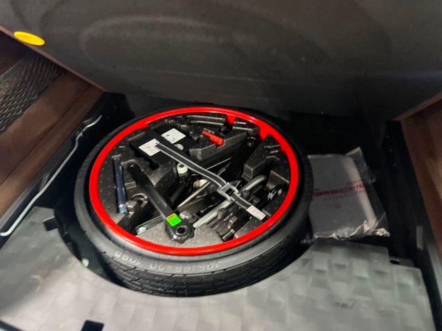 2023 Porsche Cayenne Platinum Edition | Longwood, FL | Millenia Motors 2023 Porsche Cayenne Platinum Edition | Longwood, FL | Millenia Motors