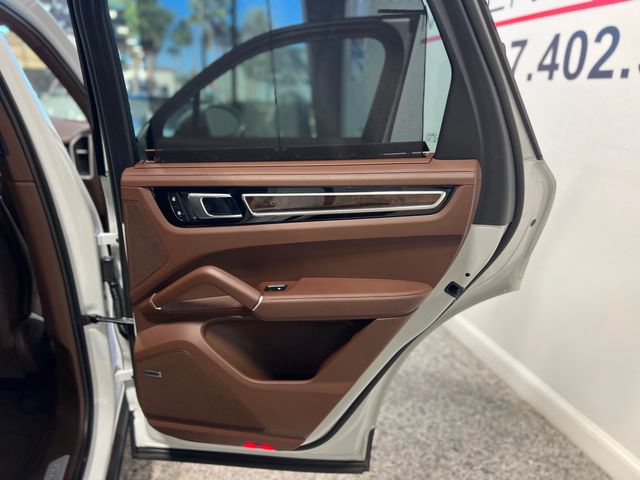 2023 Porsche Cayenne Platinum Edition | Longwood, FL | Millenia Motors
