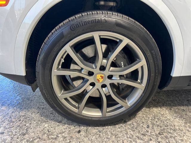 2023 Porsche Cayenne Platinum Edition | Longwood, FL | Millenia Motors 2023 Porsche Cayenne Platinum Edition | Longwood, FL | Millenia Motors