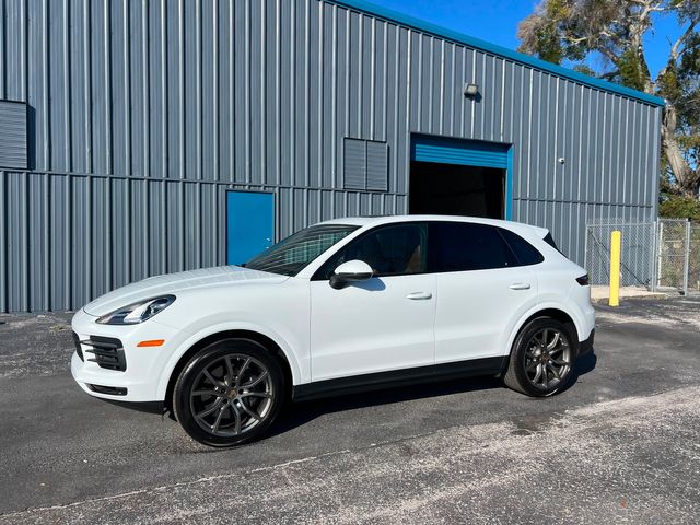 2023 Porsche Cayenne Platinum Edition | Longwood, FL | Millenia Motors