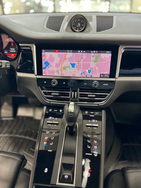 2023 Porsche Macan Base | Longwood, FL | Millenia Motors 2023 Porsche Macan Base | Longwood, FL | Millenia Motors