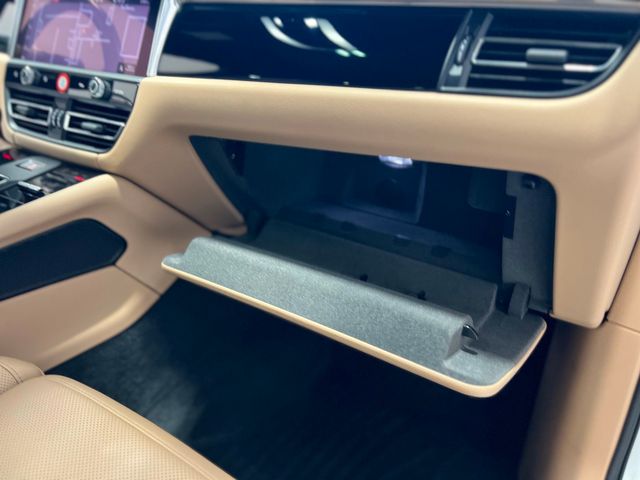 2023 Porsche Macan Base | Longwood, FL | Millenia Motors