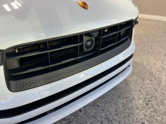 2023 Porsche Macan Base | Longwood, FL | Millenia Motors