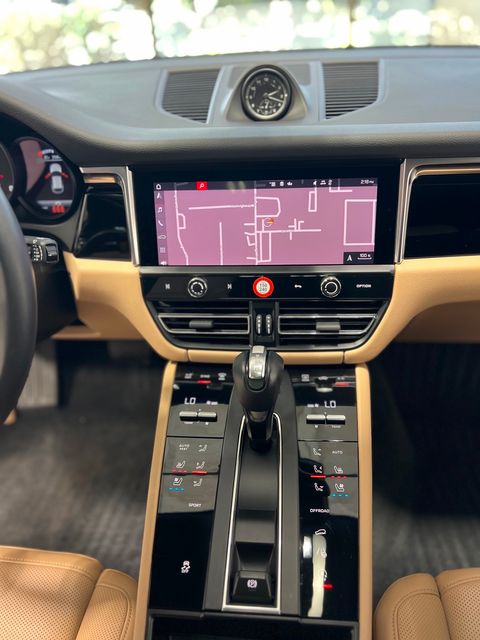 2023 Porsche Macan Base | Longwood, FL | Millenia Motors 2023 Porsche Macan Base | Longwood, FL | Millenia Motors