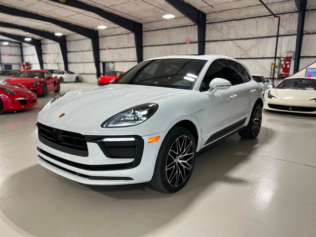 2023 Porsche Macan Base | Longwood, FL | Millenia Motors