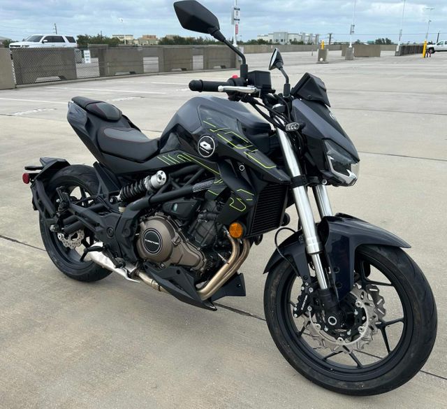2023 Qjmotor SRK400 | Dania Beach, Florida | Top Gear Inc. 2023 Qjmotor SRK400 | Dania Beach, Florida | Top Gear Inc.